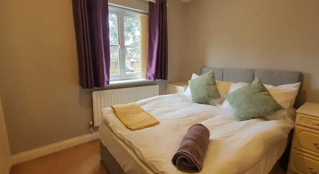 Luxury King House, Забронировать Отель Отели Уорикшир с парковкой, Парковка