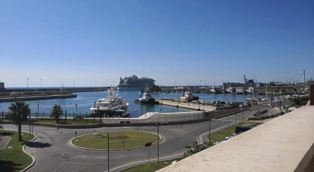 Апартаменты Casa Cavallotti - modern apartment between Train station and Port