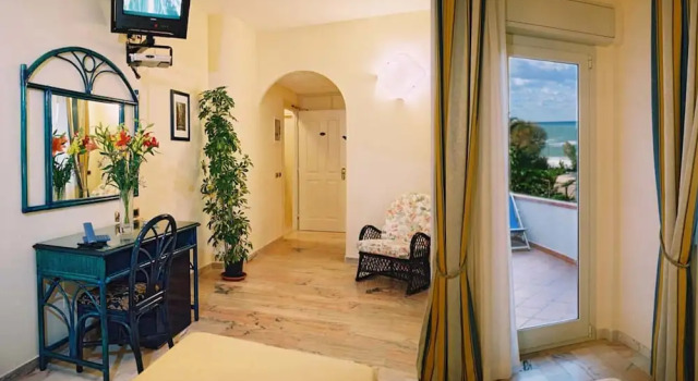 Номер Deluxe с балконом Villa Gaia Hotel