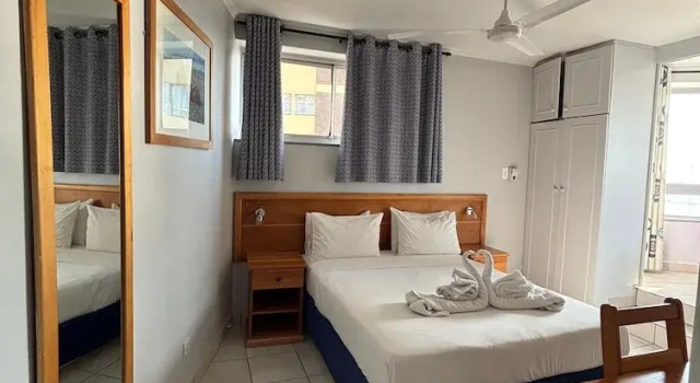 SolSands Hotel & Self-Catering, Забронировать Отель Дурбан Квазулу-Наталь, рядом с Пляж Dairy Beach