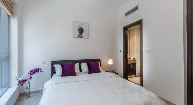 West Tower by Deluxe Holiday Homes, Забронировать Отель Дубай-Марина , рядом с Dubai Marina Yacht Club