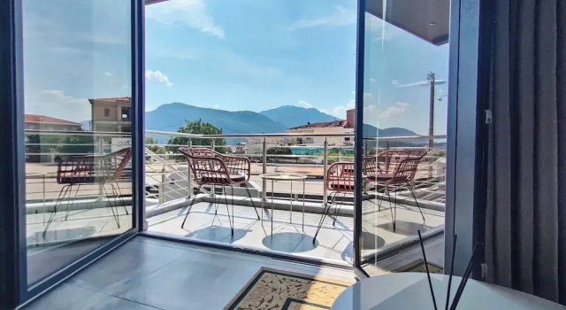 Полулюкс с балконом и с видом на город Tsikaris Boutique Guesthouse