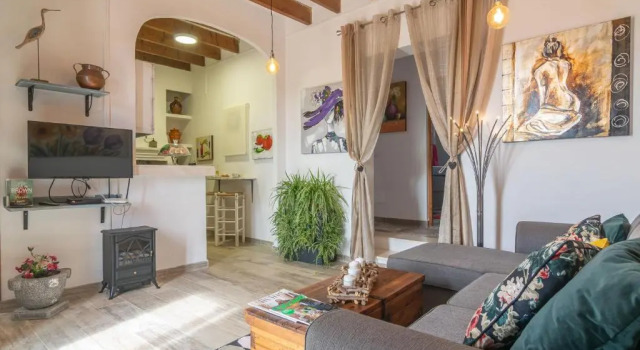 Can Potdir - Villa With Private Pool In Ariany, Book Villa Cottages in Ariany, Cottage
