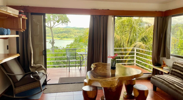 The Fruit Tree Garden Bromeliad Suite, Rezerwuj Dom wakacyjny Wille w Guanacaste, Willa
