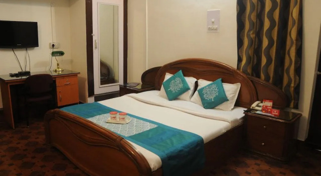 OYO 27835 Baseraz, Rezervovat Hotel Patna Bangalore