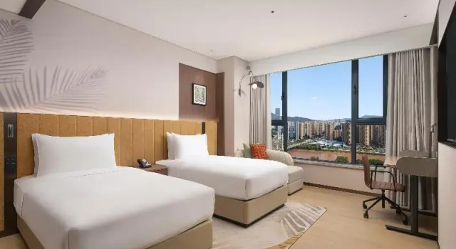 Двухместный номер Standard с видом на реку Hilton Garden Inn Lanzhou Anning