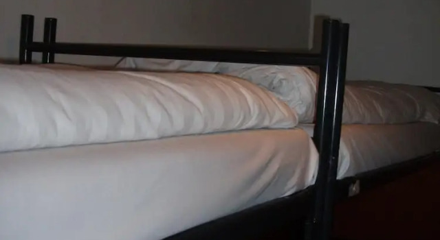 Шестиместный семейный номер Standard Hotel Continental Amsterdam