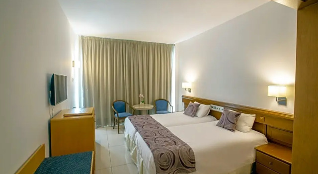 Standaard Tweepersoonskamer gedeeltelijk uitzicht op zee Tsokkos Protaras Beach Hotel