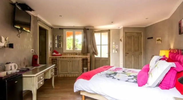 Номер Superior Les Jardins de lErmitage