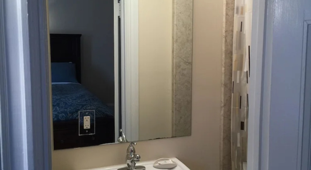 Двухместный номер Standard The Century House Bed and Breakfast Ottawa