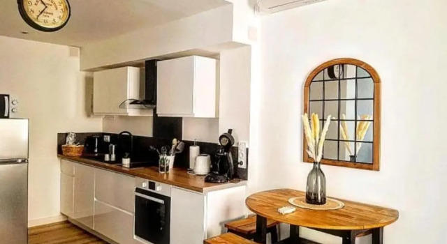 Апартаменты Charming T2 Equipped 1min Walk To Beaches