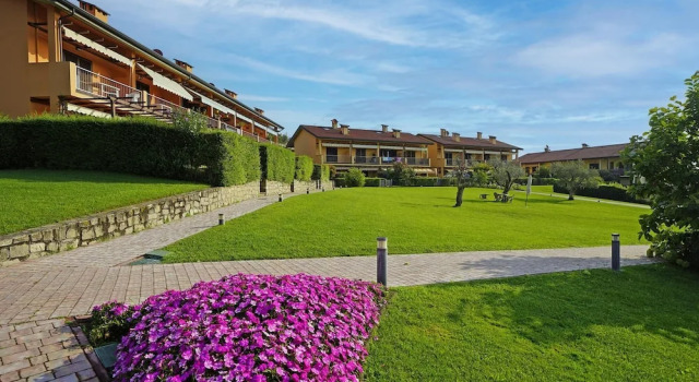 Borgo Alto P1 16 by Wonderful Italy, Забронировать Апартаменты/квартира Отели Пуегнаго дель Гарды с парковкой, Парковка