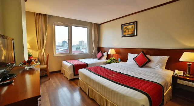 Sunny Hotel 1, Забронировать Отель Бадинь Ханой
