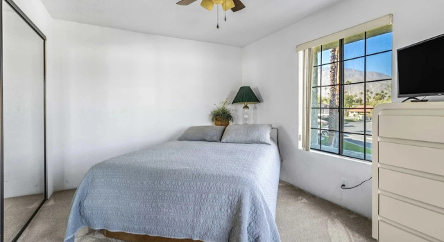 Stylish Condo With Panoramic View Community Pool, Забронировать Апартаменты/квартира Палм-Спрингс Coachella Valley, рядом с Demuth Park