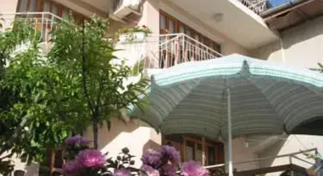 Jotina Guest House, Забронировать Гостевой дом Гостевые дома Добрич, Гостевой дом
