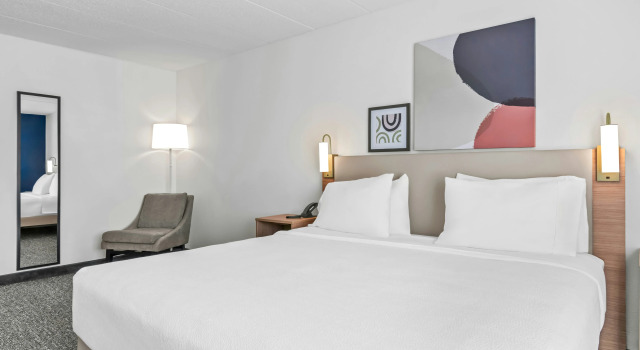 Spark by Hilton Mechanicsburg, Забронировать Отель Меканиксберг Пенсильвания