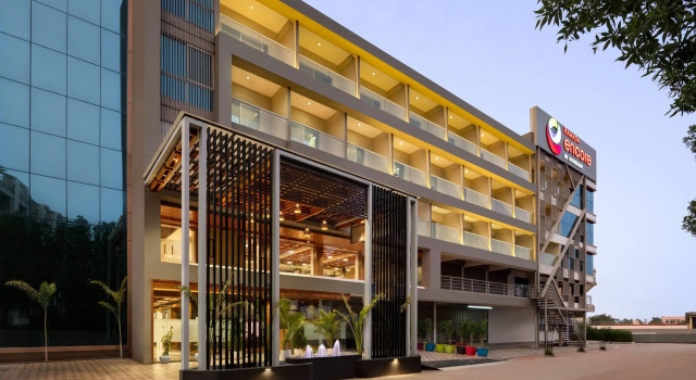 Ramada Encore By Wyndham Viramgam, Boek Hotel Viramgam Gujarat