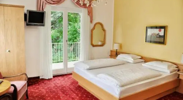 Hotel Zima, Забронировать Отель Верано Burgraviato