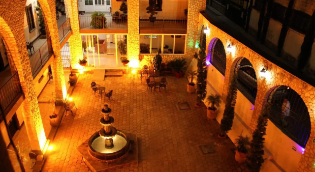 Hotel Peña Florencia, Забронировать Отель Отели Сан-Хосе-дель-Хагуэй с парковкой, Парковка