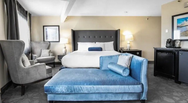 Номер Standard с балконом Aqua Blue Hotel