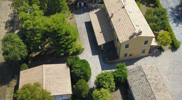 Villa Lepretti Near Conero Riviera, Marche, Varaa Villa Spoleto Umbria
