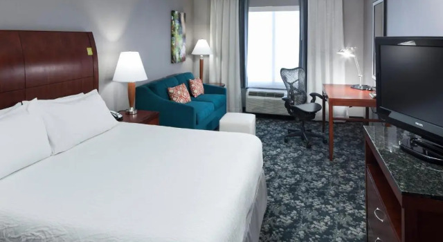Номер Standard Hilton Garden Inn Naperville/Warrenville