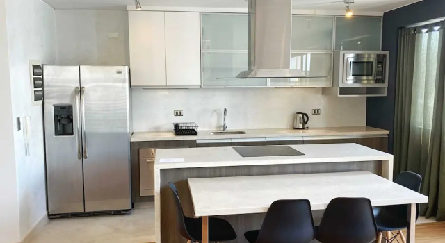Picturesque 2BR at Malecon, Book Hotel Hoteller i Lima med pool, Swimmingpool