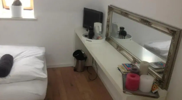 Barbaras B&B, Забронировать Отель «постель и завтрак» Амстердам 