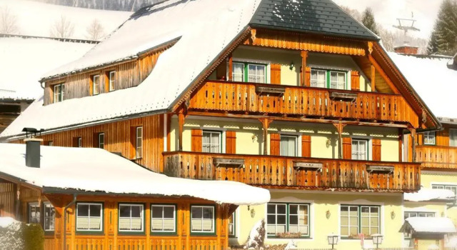 Hotel Kreutzer, Rezerwuj Hotel Bad Mitterndorf Ausseerland