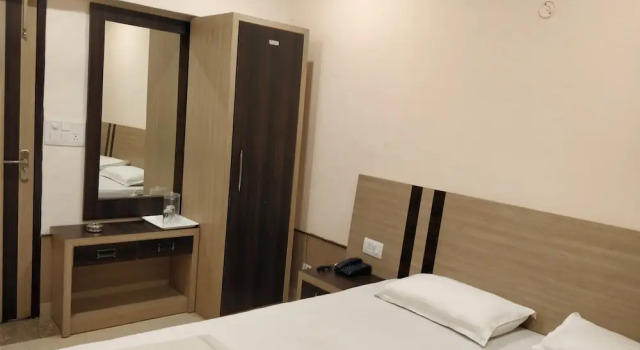 Одноместный номер Standard Central Hotel