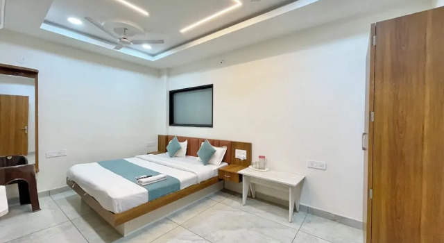 Двухместный номер Deluxe Hotel Shree Nakoda Paradise - Ujjain