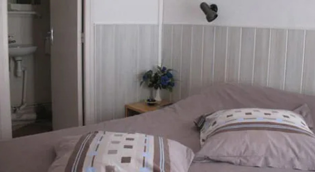 Hotel Suisse, Book Hotel Perret 