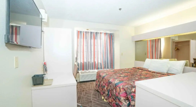 Двухместный номер Standard Red Roof Inn & Suites Euless - DFW Airport Southwest