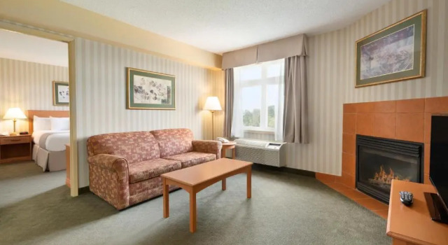 Люкс Days Inn by Wyndham Orillia
