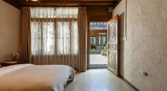 Люкс Deluxe Golden Waterfront Inn