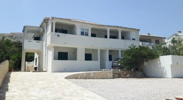 Apartments Feniks, Buchen Sie Ferienwohnung Pag Pag