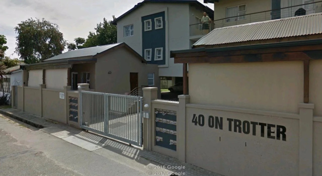 8 at 40 Trotter, Reservar Hotel Hotéis em Knysna com estacionamento, Estacionamento