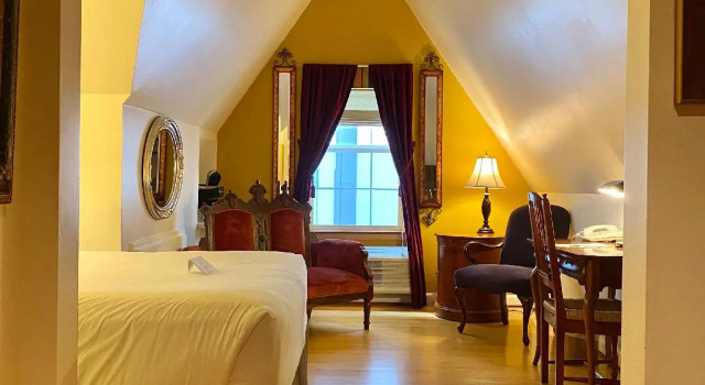 Номер Superior Excelsior Inn