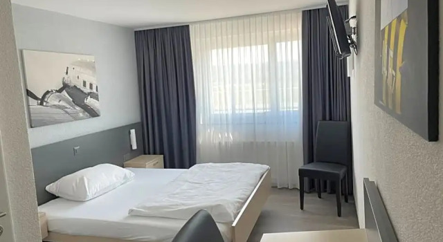 Номер Comfort Airporthotel Grenchen