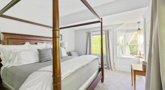 Двухместный люкс Deluxe Noble House Inn