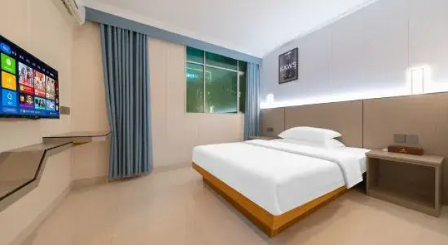 Люкс с 2 комнатами Shanwei Homeland Hotel (Xinli City Plaza)