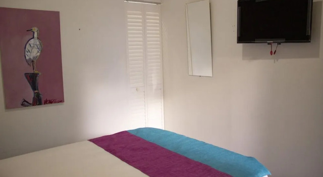 Birds Hostel, Забронировать Хостел Отели Картахены с парковкой, рядом с Bolivar Park, Парковка