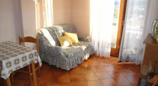 Brnic-Agencija - One Bedroom No.2, Забронировать Отель Башка остров Крк, рядом с Пляж Башка