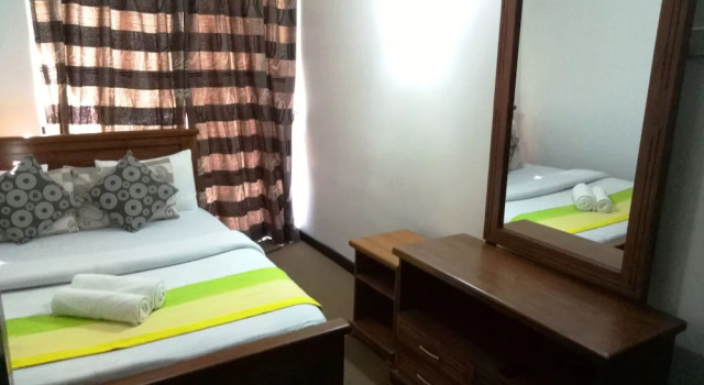 Апартаменты Comfort с 3 комнатами с балконом и с видом на горы The Miller Apartment