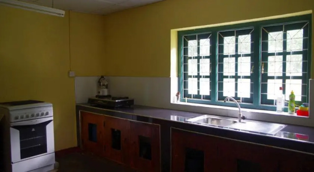 Tearamb Holiday Bungalow, Забронировать Отель Отели Рамбода с парковкой, Парковка