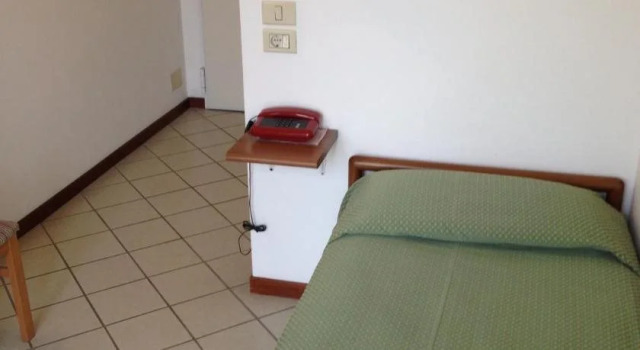 Residence Molino - Holiday Apartments, Забронировать Апартаменты/квартира Отели Манерба с завтраком, Завтраки
