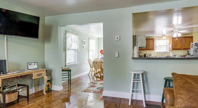 Near Trails! Riverside 2-unit Combo in Franklin, Buchen Sie Ferienhaus Franklin 