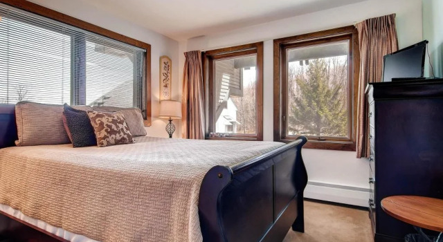 Sunrise Mountain Village, Rezerwuj Hotel Hotele w New England z basenem, Basen