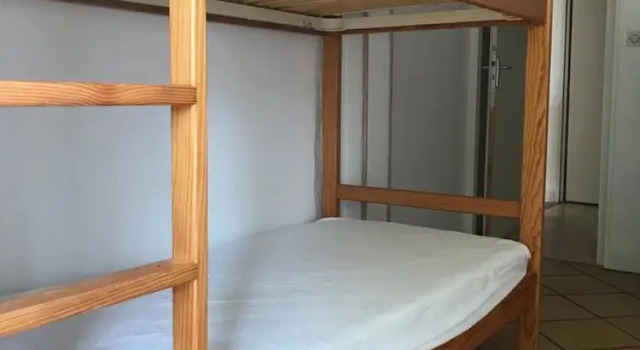 House With 3 Bedrooms in Rivedoux-plage, With Enclosed Garden and Wifi, Rezerwuj Hotel Hotele w Charente-Maritime z parkingiem, Parking