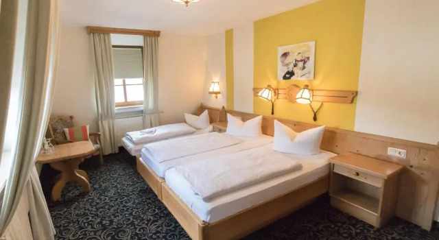 Трёхместный номер Standard Hotel Löwen